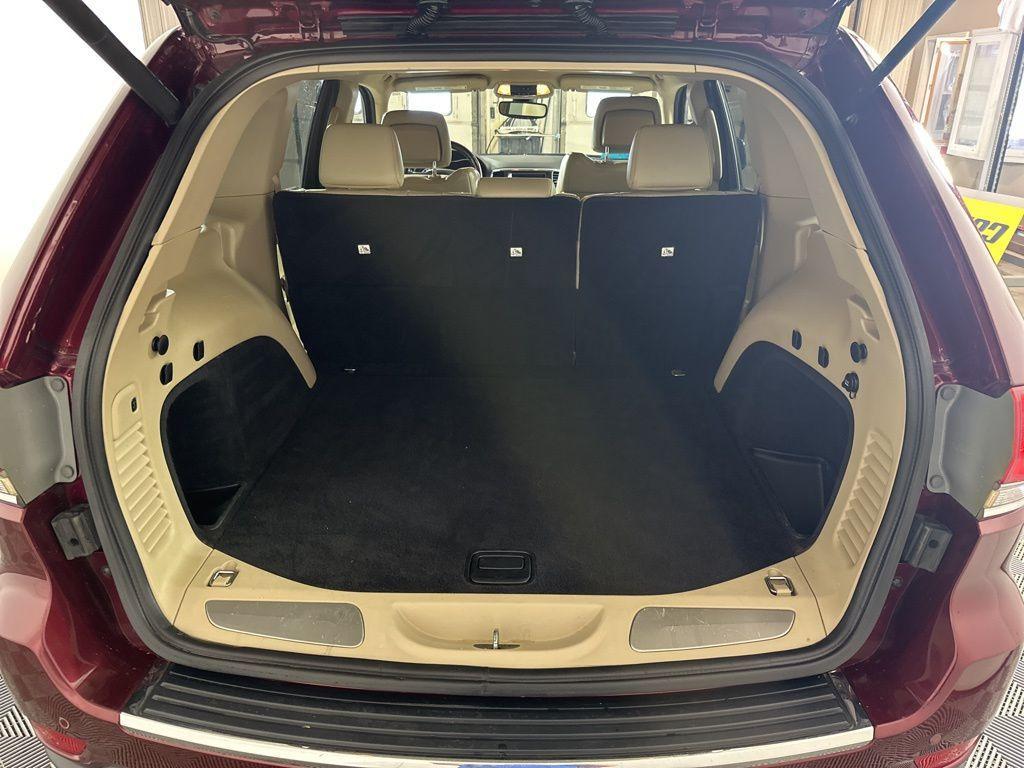used 2018 Jeep Grand Cherokee car, priced at $19,395