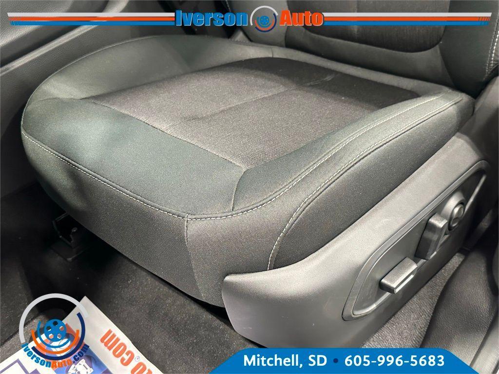 new 2025 Jeep Grand Cherokee car, priced at $36,318