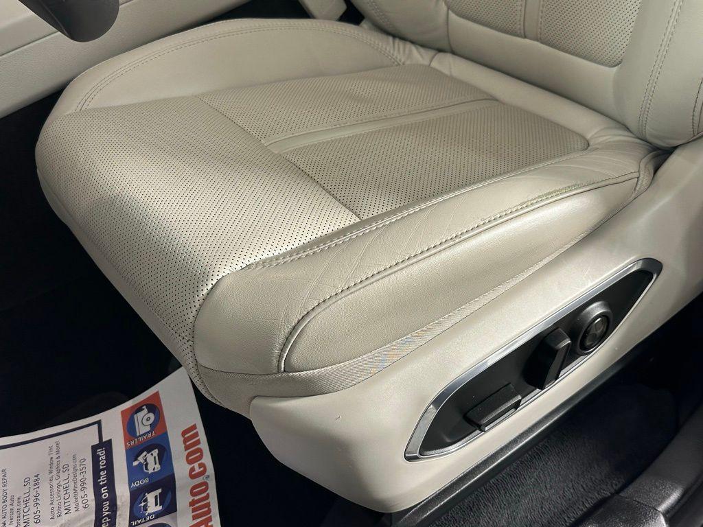 used 2022 Jeep Wagoneer car, priced at $43,995