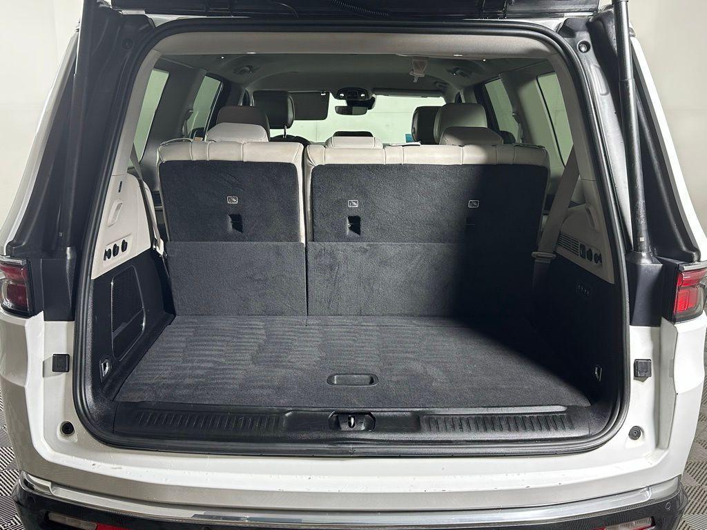 used 2022 Jeep Wagoneer car, priced at $43,995