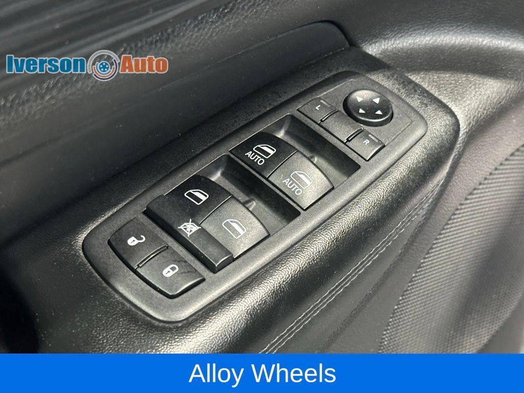 used 2019 Jeep Grand Cherokee car, priced at $17,995