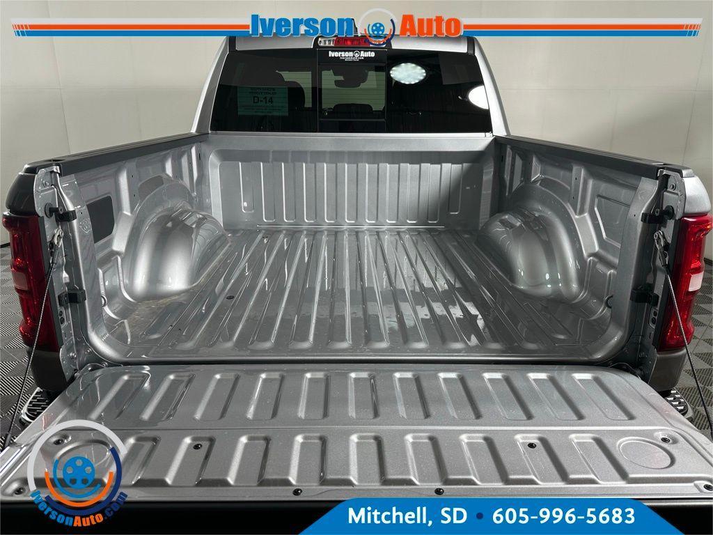new 2025 Ram 1500 car, priced at $45,584
