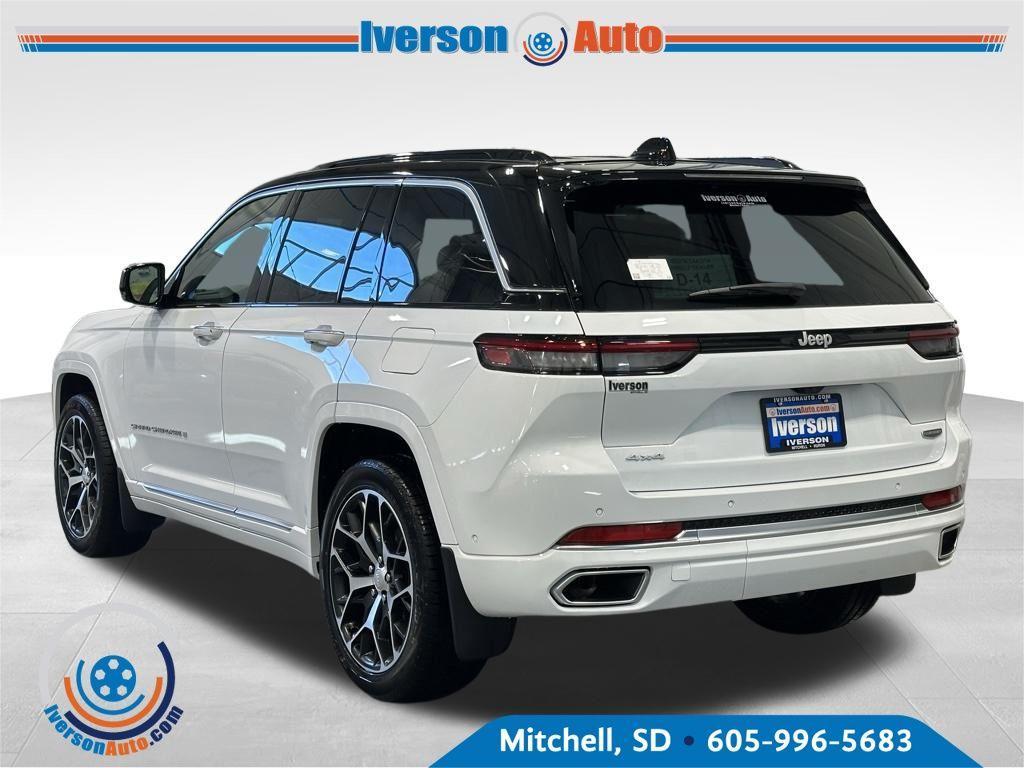 new 2025 Jeep Grand Cherokee car, priced at $60,067