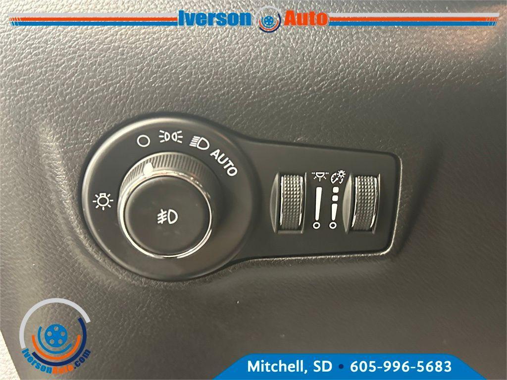 used 2022 Jeep Compass car, priced at $22,490