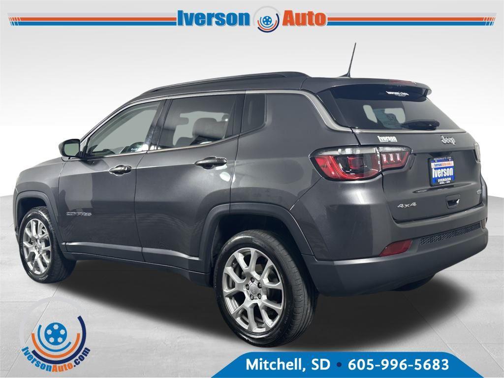 used 2022 Jeep Compass car, priced at $22,490