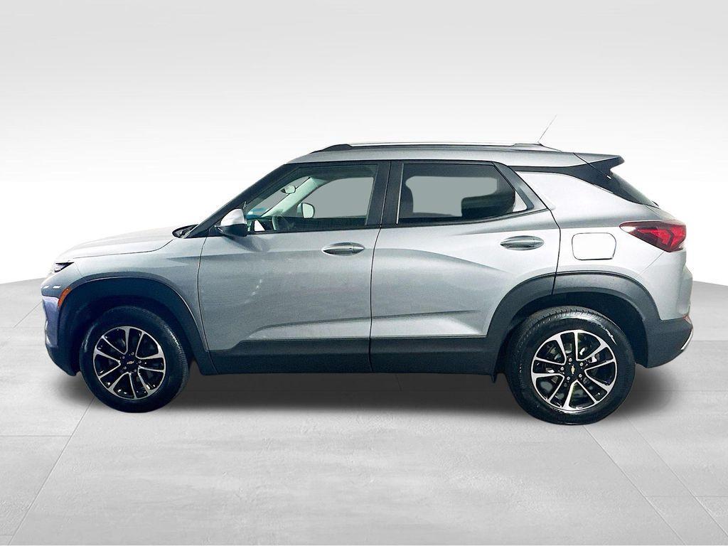 used 2025 Chevrolet TrailBlazer car, priced at $26,995