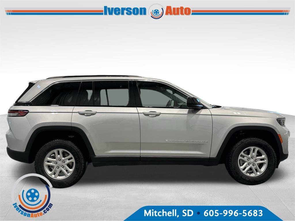 new 2025 Jeep Grand Cherokee car, priced at $36,854