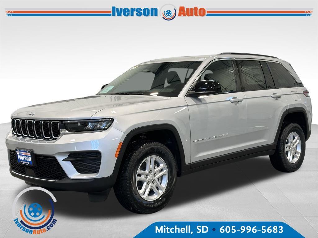 new 2025 Jeep Grand Cherokee car, priced at $36,854