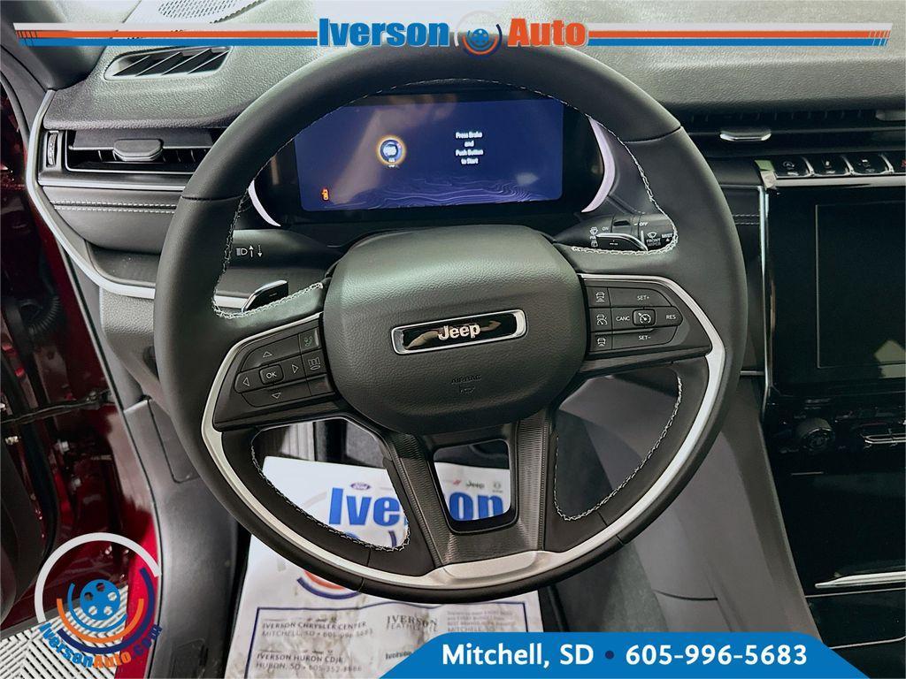 new 2025 Jeep Grand Cherokee car, priced at $39,674