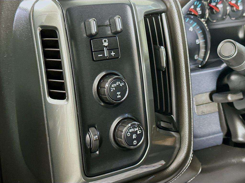used 2018 Chevrolet Silverado 1500 car, priced at $35,995