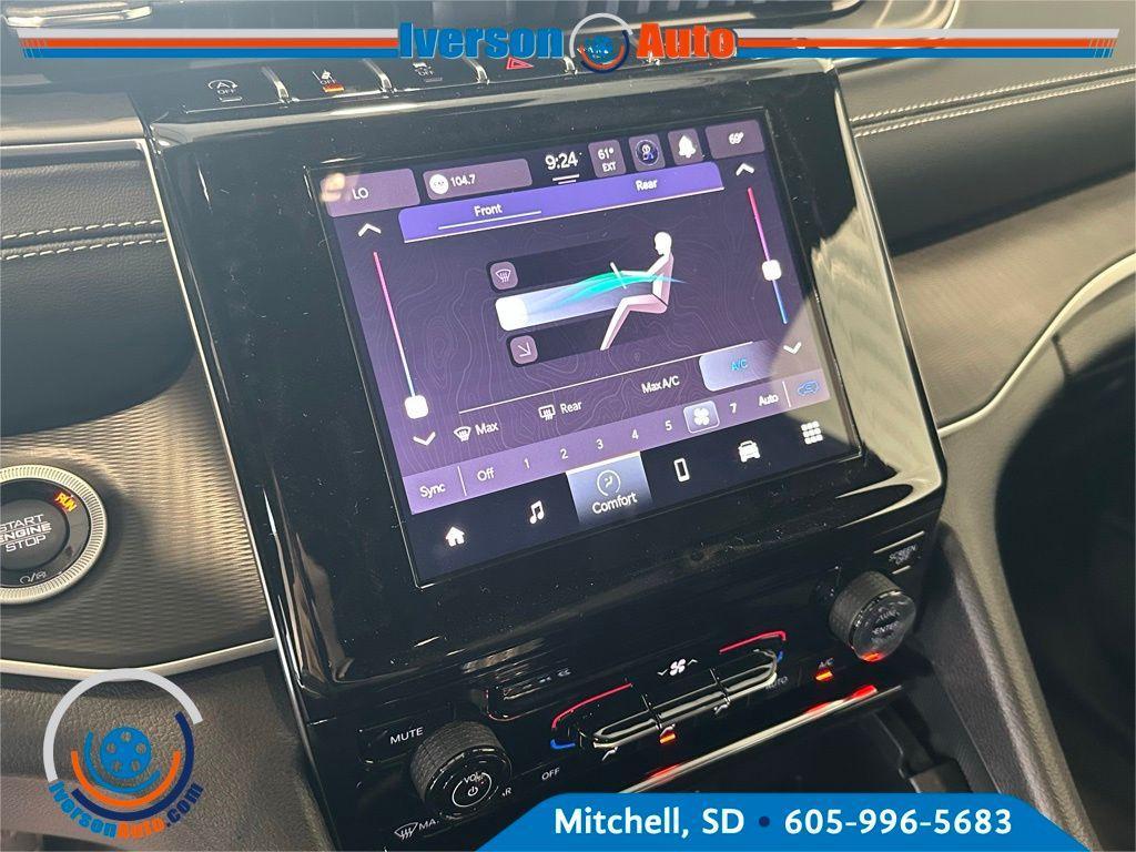 new 2025 Jeep Grand Cherokee L car, priced at $37,948
