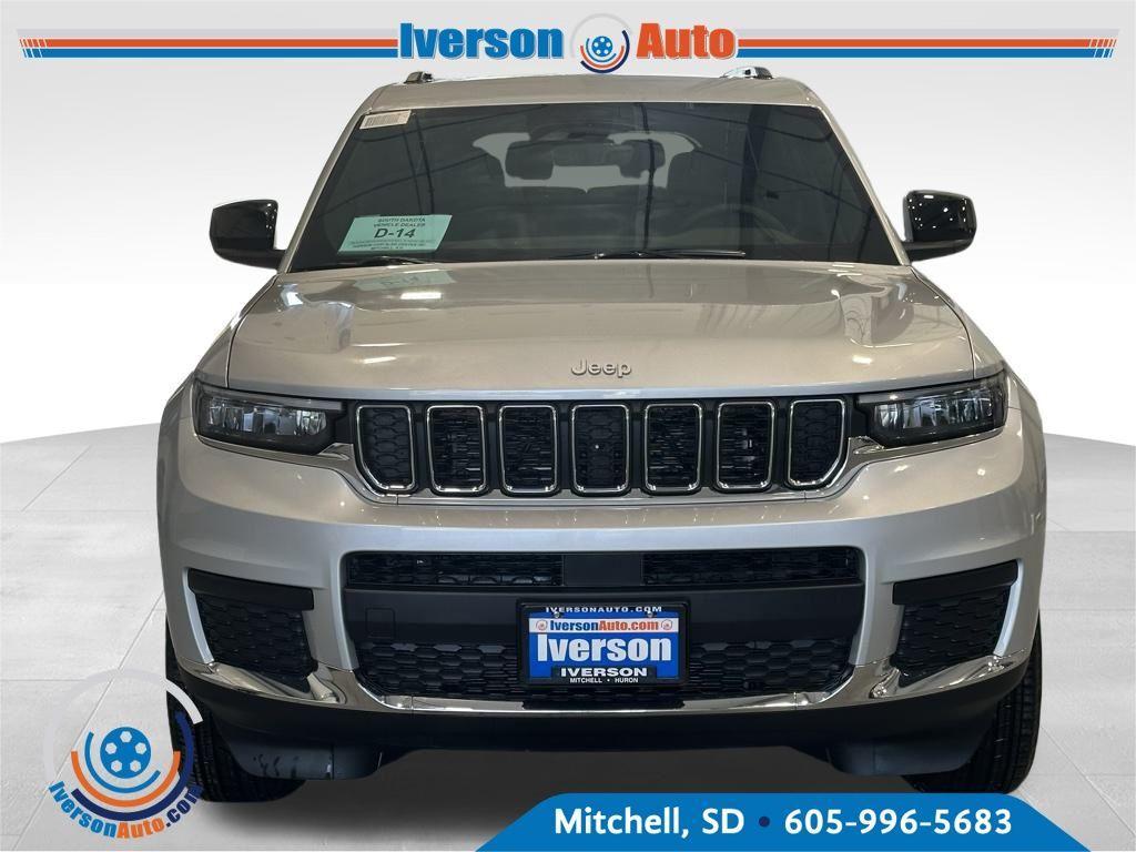 new 2025 Jeep Grand Cherokee L car, priced at $37,948