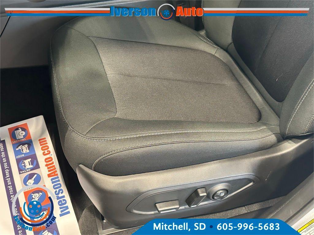 new 2025 Jeep Grand Cherokee L car, priced at $37,948