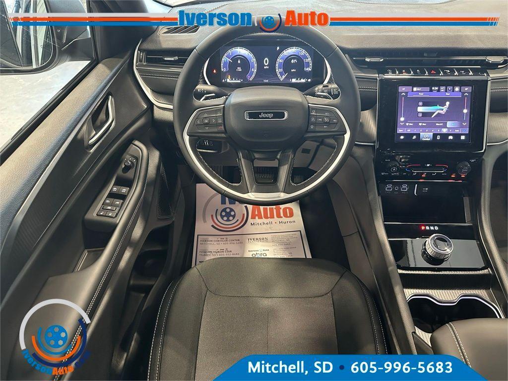new 2025 Jeep Grand Cherokee L car, priced at $37,948
