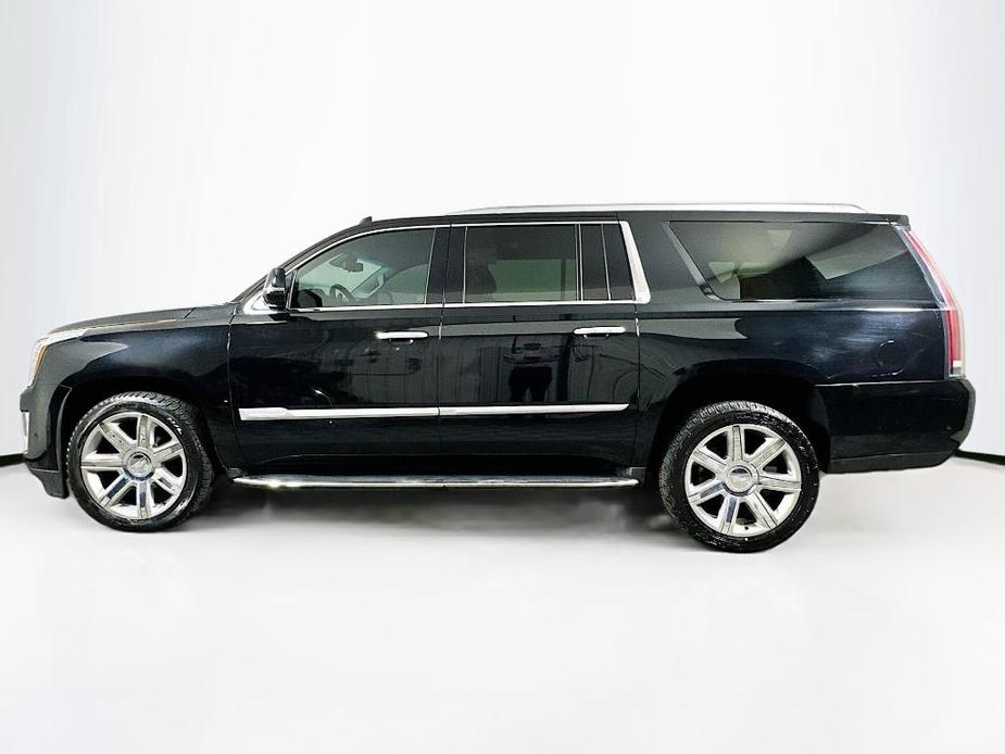 used 2020 Cadillac Escalade ESV car, priced at $39,995