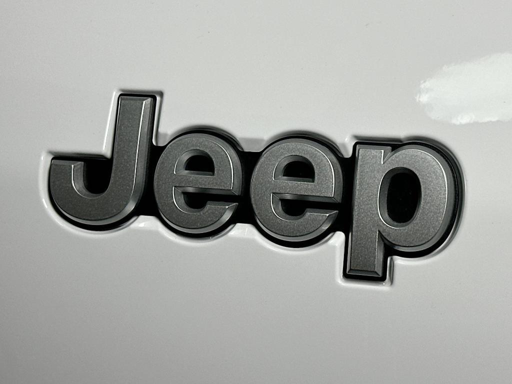 new 2025 Jeep Grand Cherokee L car, priced at $41,279