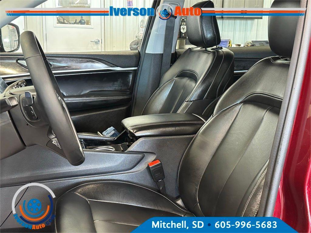 used 2023 Jeep Grand Cherokee L car, priced at $35,995