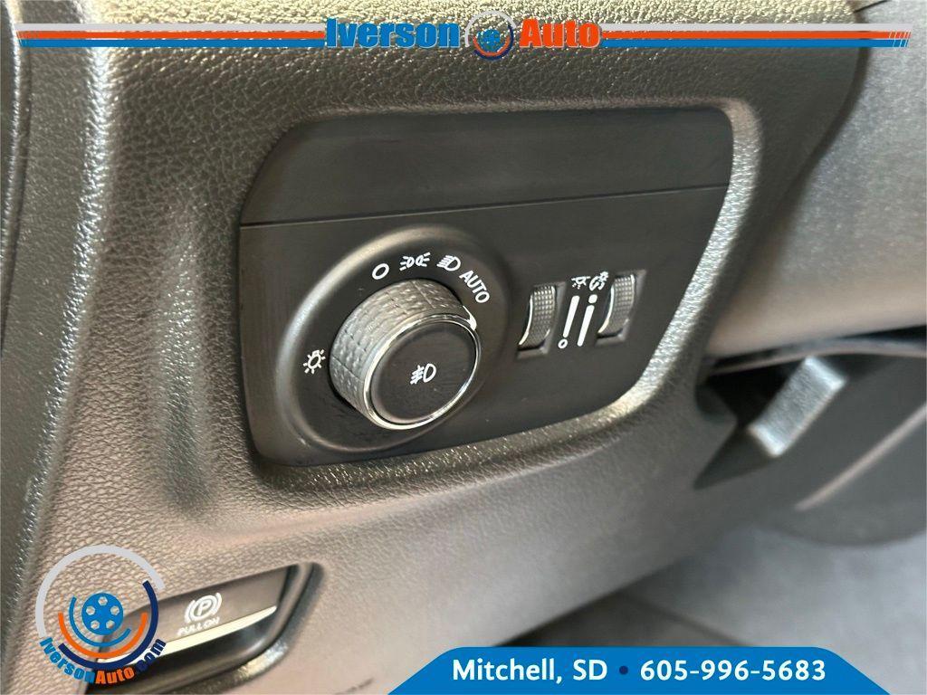 used 2023 Jeep Grand Cherokee L car, priced at $35,995