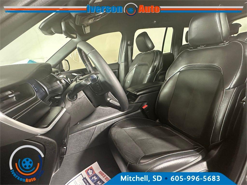used 2023 Jeep Grand Cherokee car, priced at $32,995