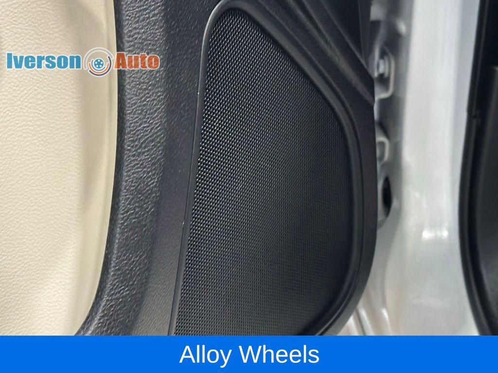 used 2023 Chrysler 300 car, priced at $31,995