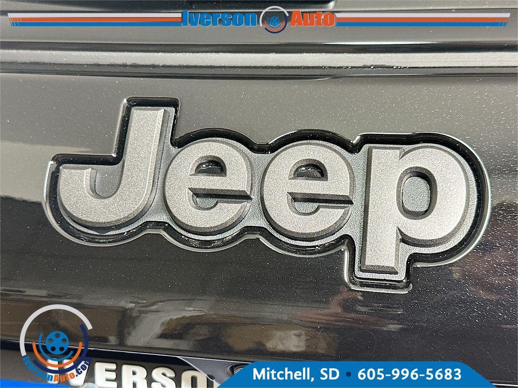 new 2025 Jeep Compass car, priced at $35,222