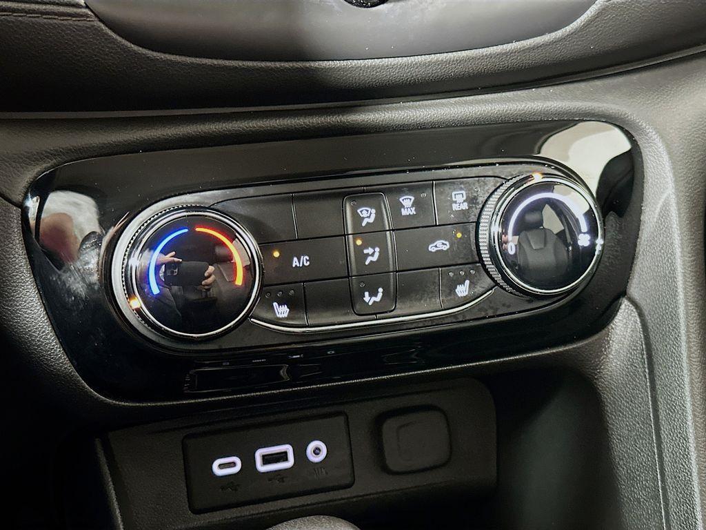 used 2023 Buick Encore GX car, priced at $22,545