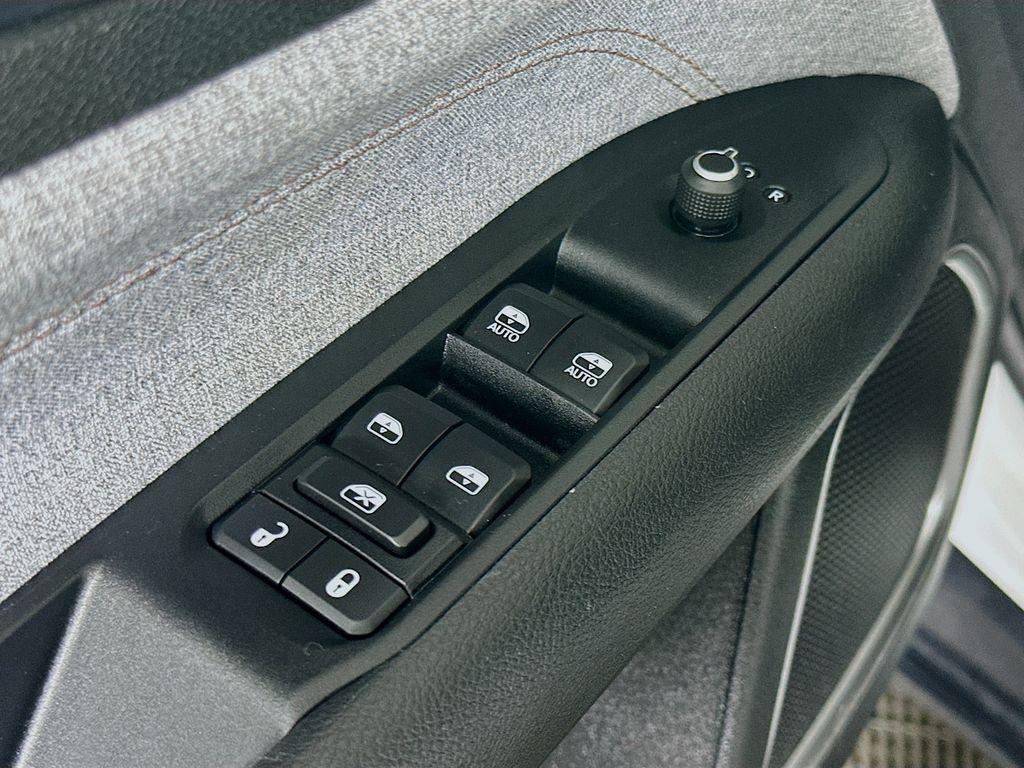 used 2022 Jeep Compass car, priced at $23,125