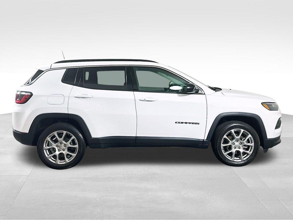 used 2022 Jeep Compass car, priced at $23,125