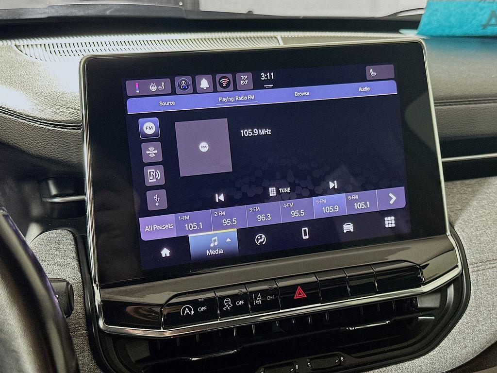 used 2022 Jeep Compass car, priced at $23,125
