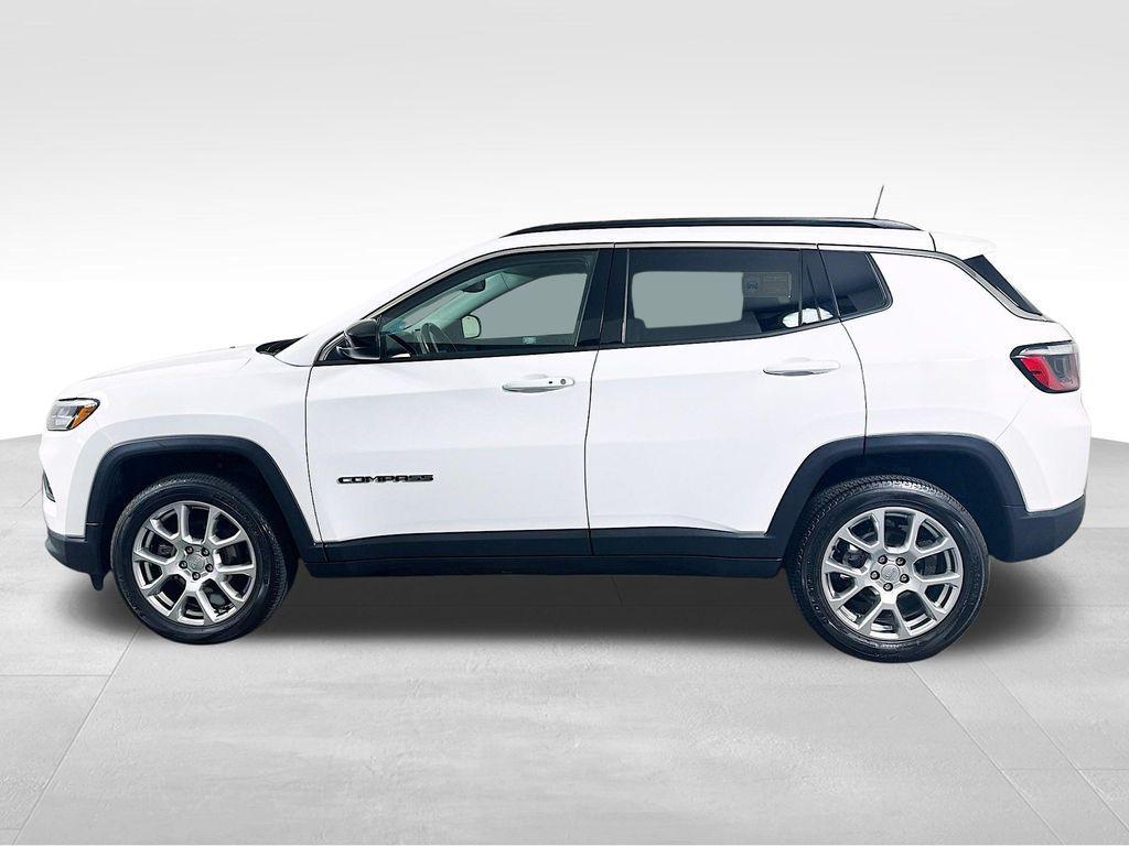 used 2022 Jeep Compass car, priced at $23,125