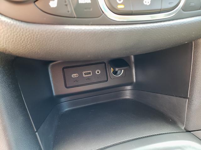 used 2022 Chevrolet Equinox car, priced at $22,900