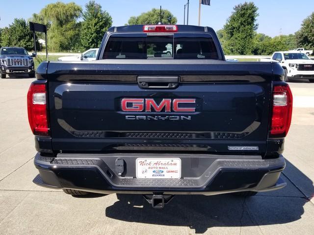 new 2024 GMC Canyon car