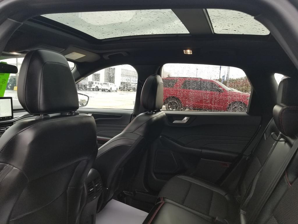 used 2023 Ford Escape car, priced at $28,936