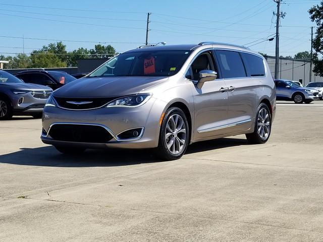 used 2017 Chrysler Pacifica car, priced at $14,900