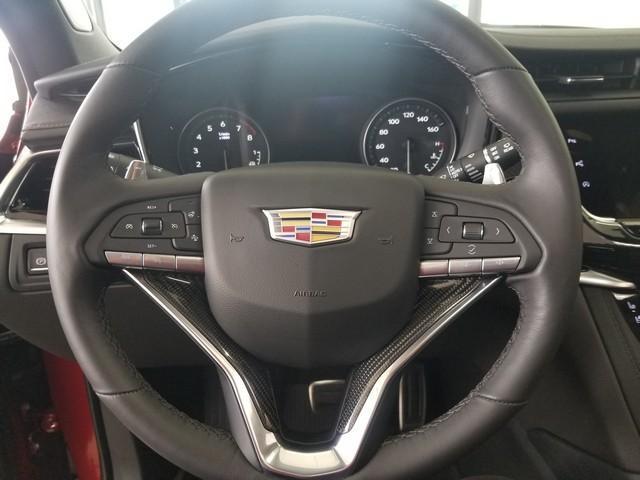 used 2024 Cadillac XT6 car, priced at $59,900