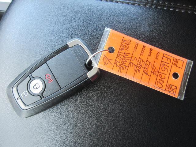 used 2024 Ford Edge car, priced at $33,936