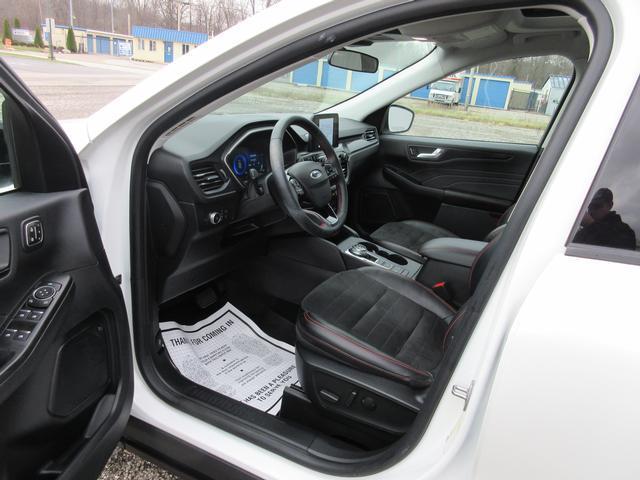 used 2022 Ford Escape car, priced at $23,936