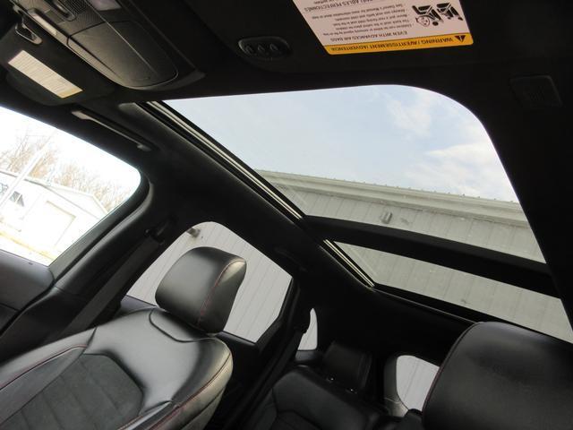 used 2023 Ford Edge car, priced at $35,936