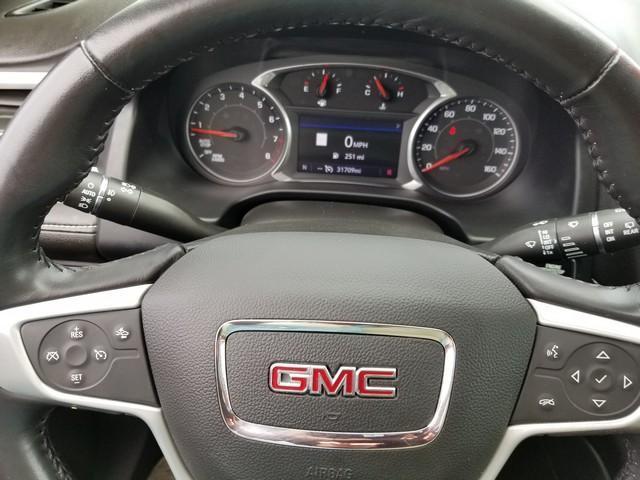 used 2022 GMC Acadia car, priced at $32,900