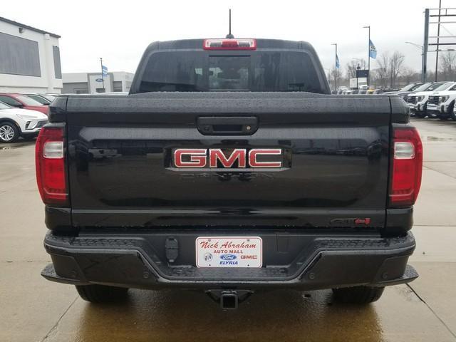 new 2025 GMC Canyon car