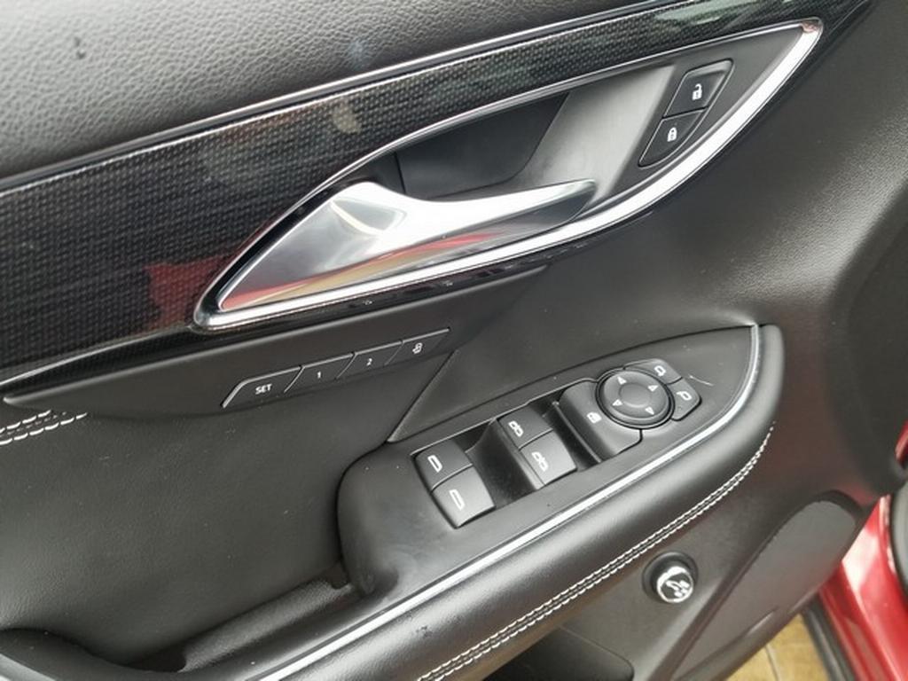 used 2022 Buick Envision car, priced at $28,900