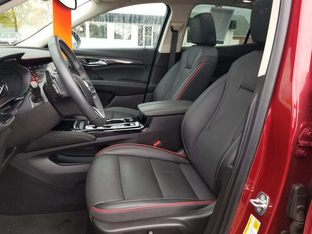 used 2022 Buick Envision car, priced at $28,900