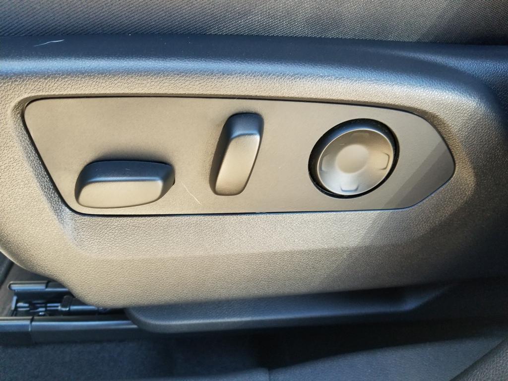 used 2021 Buick Envision car, priced at $24,900