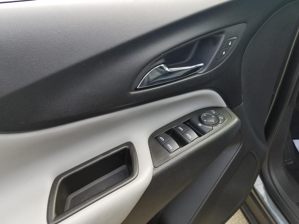 used 2020 Chevrolet Equinox car, priced at $17,900