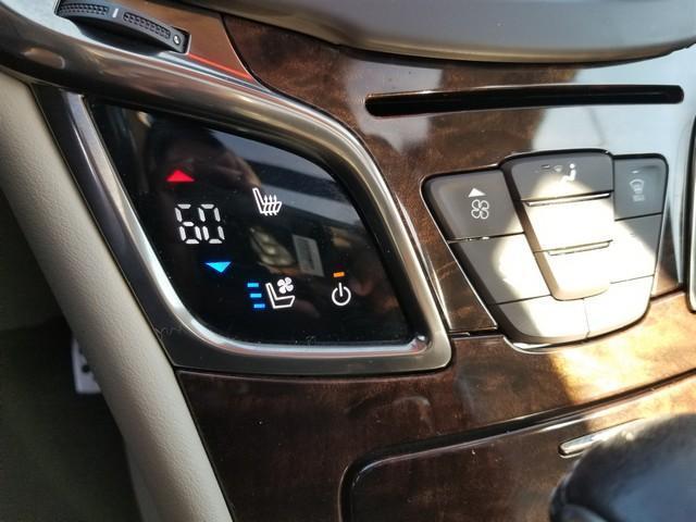 used 2014 Buick LaCrosse car, priced at $10,900