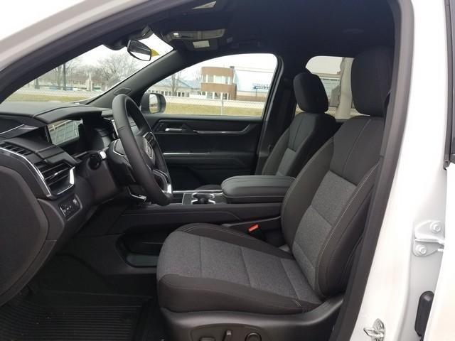 new 2025 GMC Acadia car, priced at $43,917