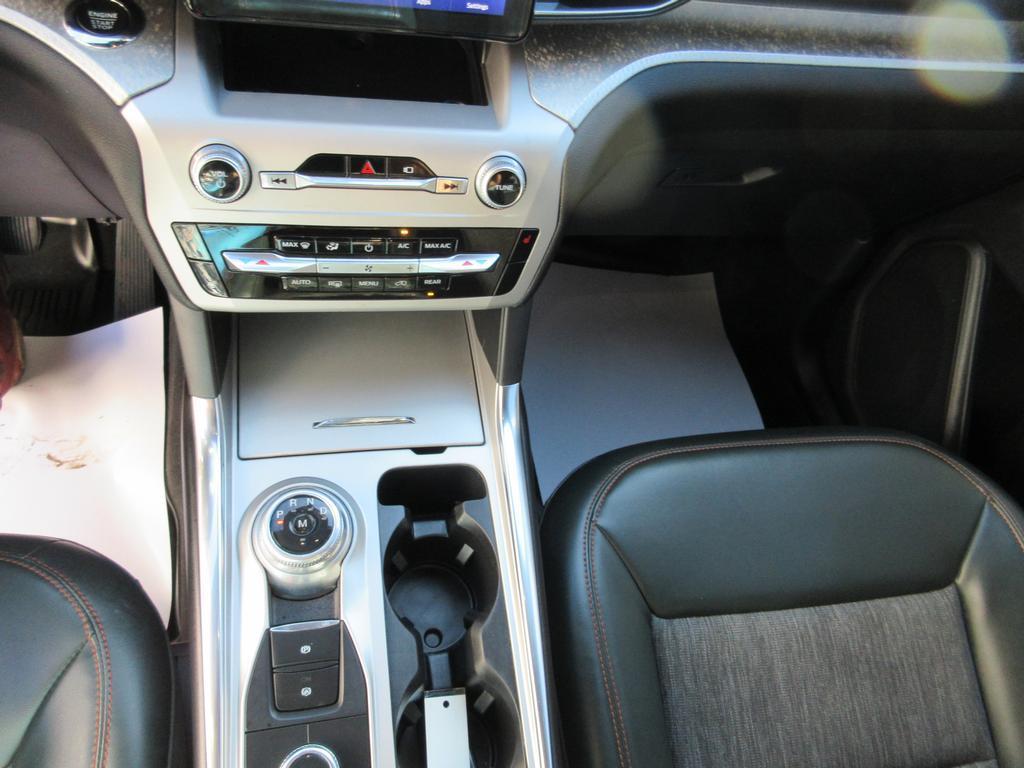 used 2022 Ford Explorer car, priced at $31,936