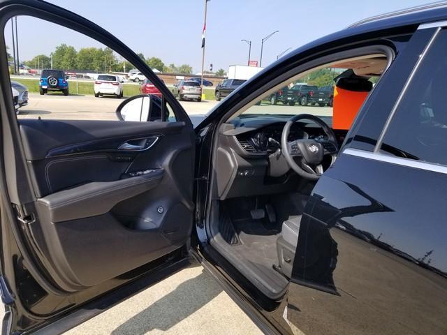 used 2023 Buick Envision car, priced at $27,900