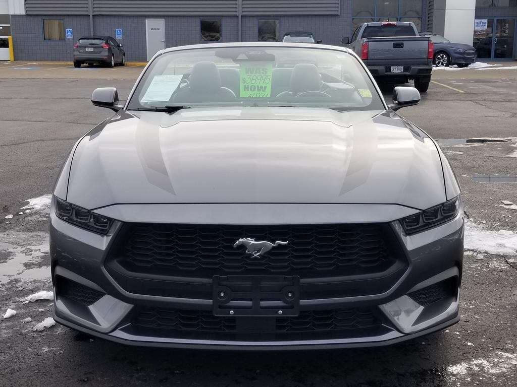 used 2025 Ford Mustang car, priced at $36,936