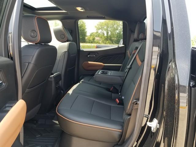 new 2025 GMC Canyon car